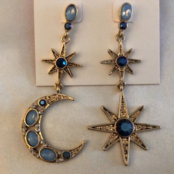 Betsey Johnson Gold Tone Celestial Star & Moon Mismatch Drop Earrings Blue NWT - Picture 8 of 10